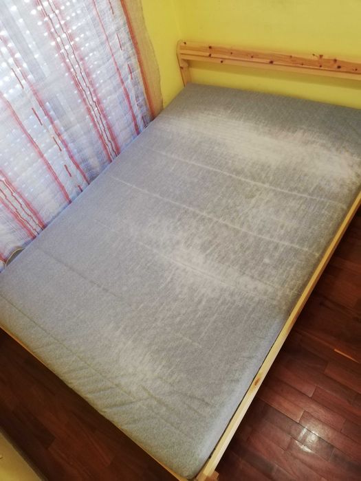Cama Casal + Estrado + Colchão (Completa) (IKEA)