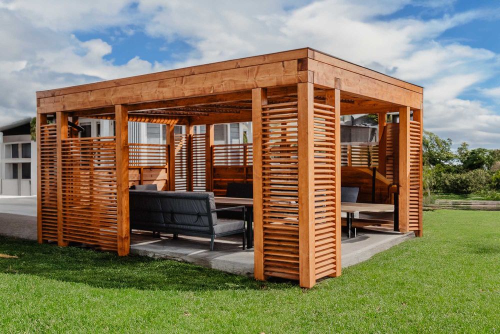 altana drewniana taras i ogród