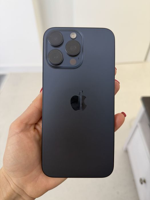 Продам ihpone 15 Pro Max 256gb