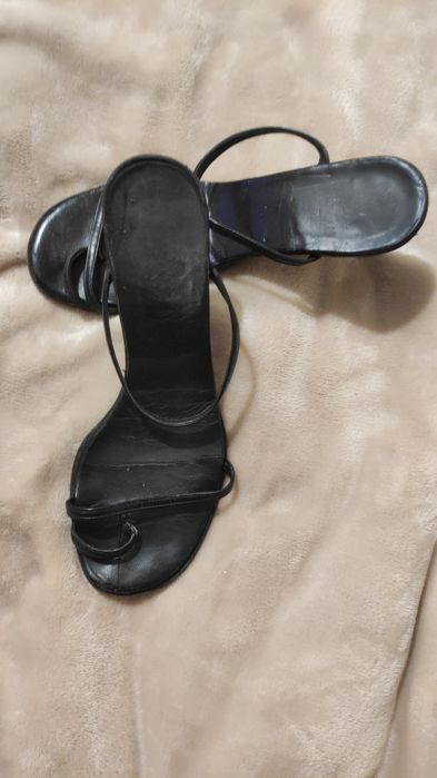 Sandália pele preta