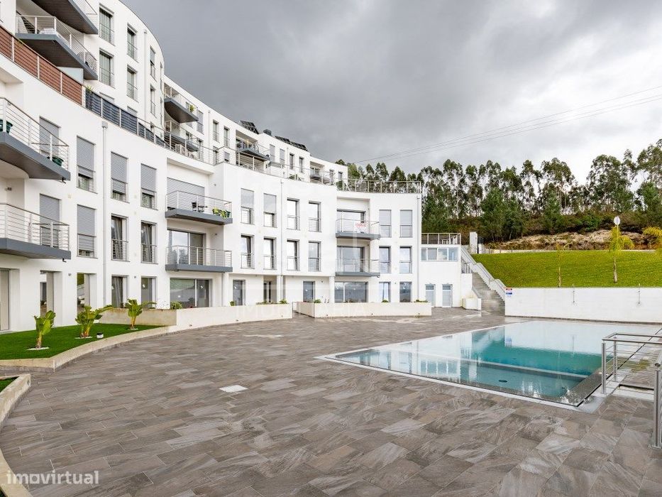 Apartamento T3 Duplex em Condomínio Privado - Pombal — Pombal, Leiria
