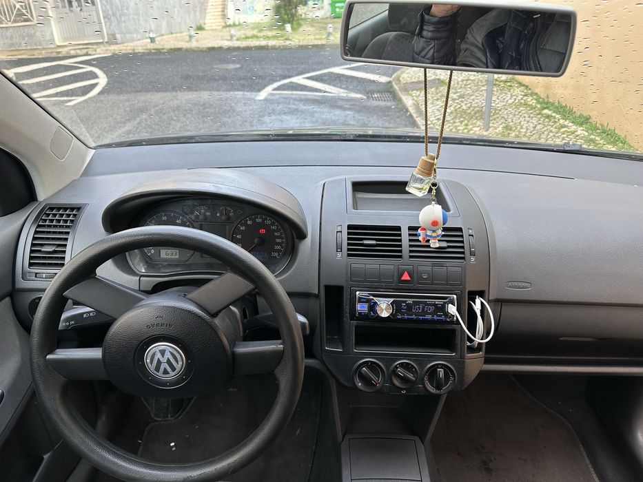 Volkswagem POLO 2003