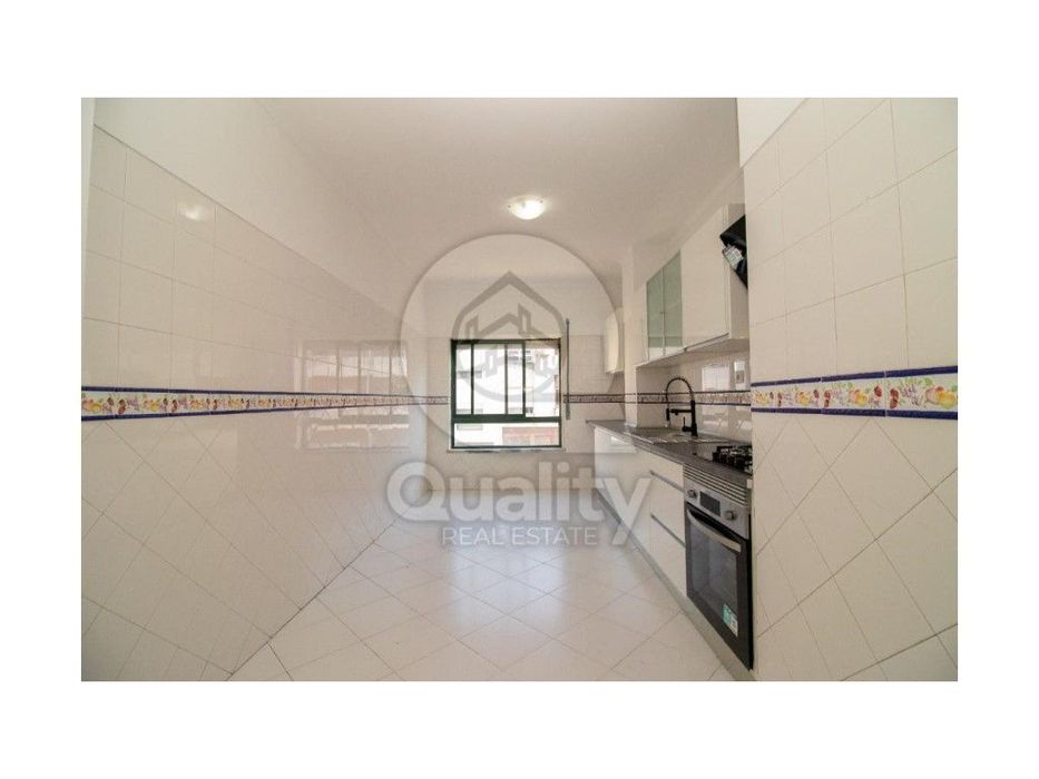 Apartamento T2 em Paio Pires