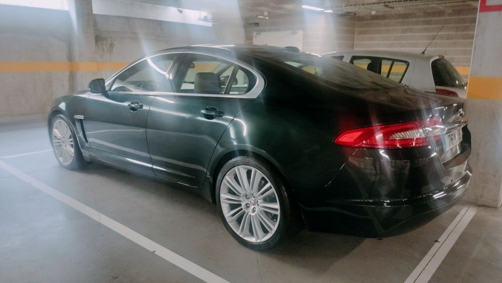 Jaguar XF 2.2 d 200 cv j20  2012