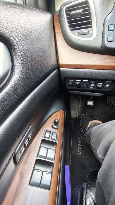 Нисан Тиана авто газ/бенз