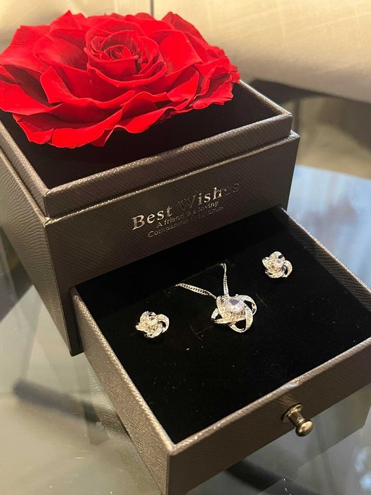 Prezent na walentynki dla dziewczyny NASZYJNIK + KOLCZYKI