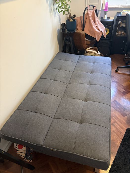 Sofá cinzento - sofa cama