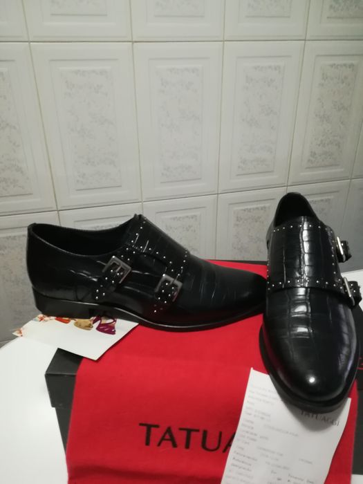 Vendo sapatos de senhora.