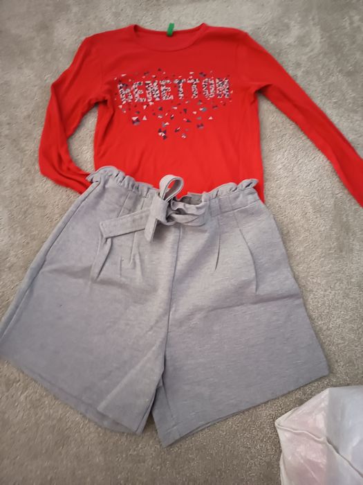 Conjunto de menina Beneton e Mo