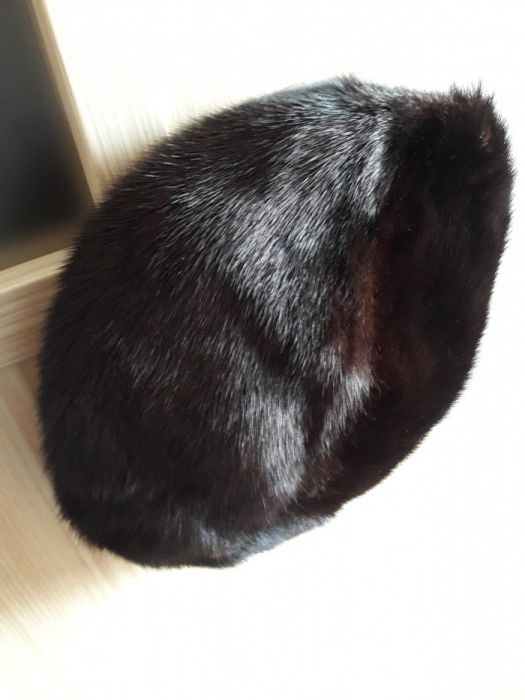 Beret toczek norka z norek obwod glowy 56 cm