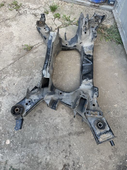 Подрамник задний infinity fx 35 2012г