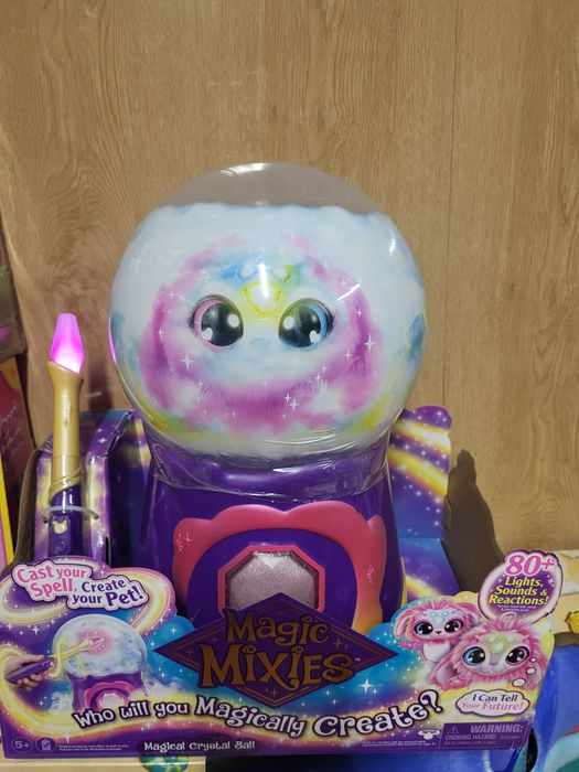 Волшебный хрустальный шар Миксис Mixies Magical Misting Crystal Ball