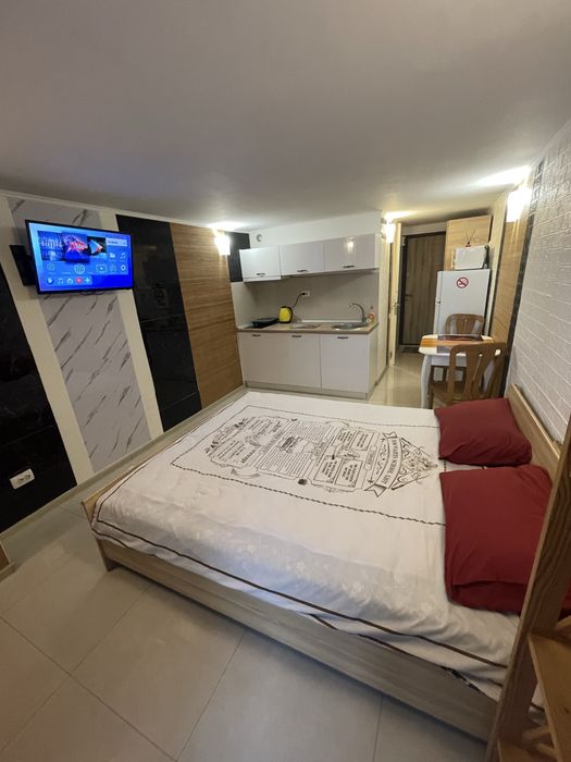 Сдам без комиссии посуточно  классную квартиру,Таирова,Киевский район