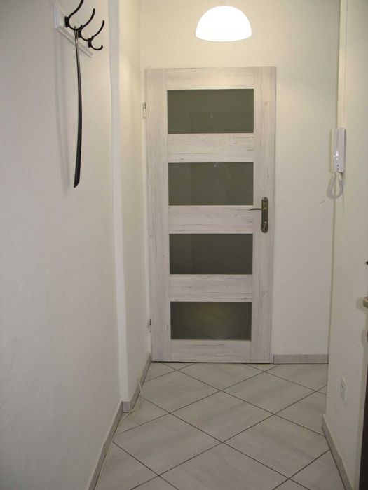 Wynajmę mieszkanie 2 pokoje, balkon  + kuchnia
