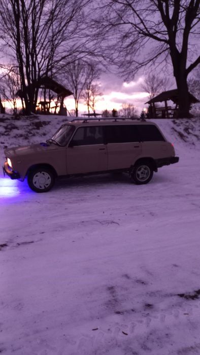 ВАЗ 2104. Деталі по телефону.