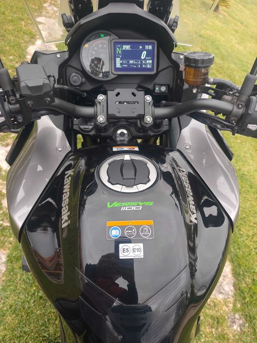 Kawasaki versys 1100 SE