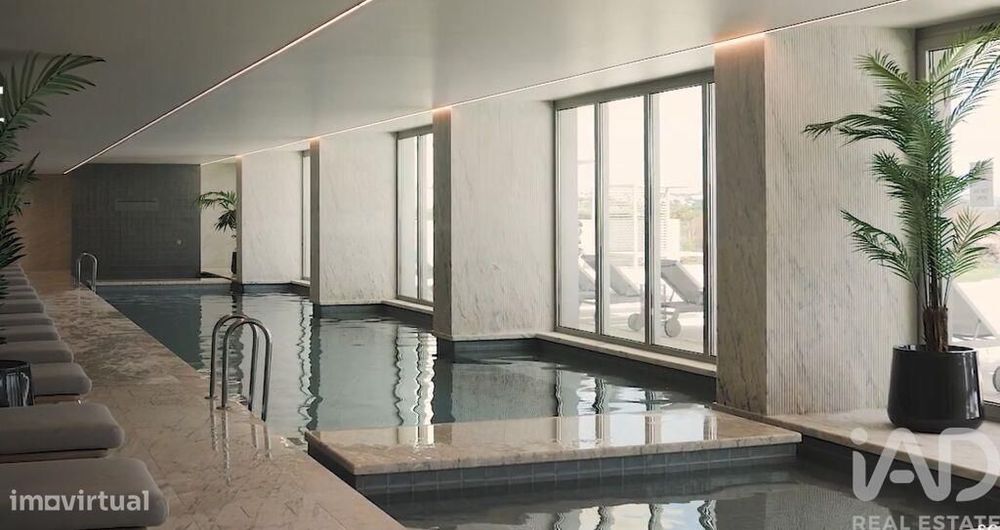 Apartamento T2 em Armação de Pêra de 94,00 m2