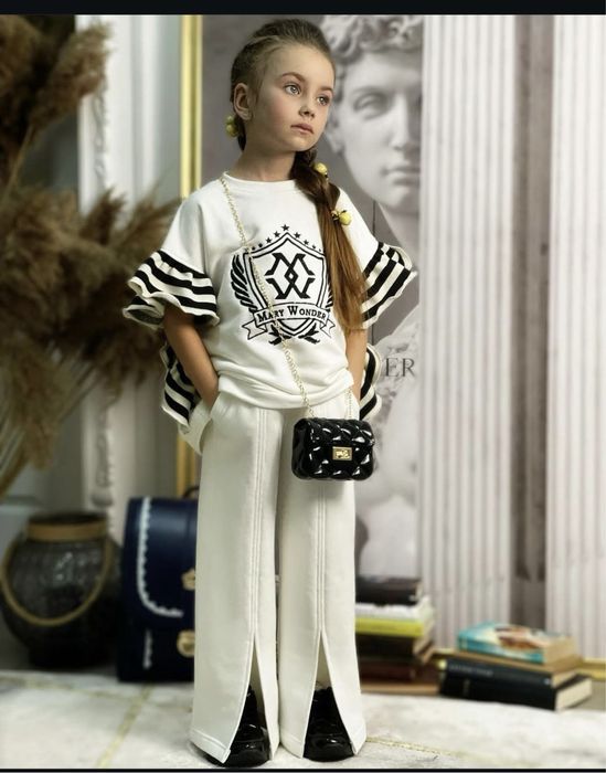 Крутезний костюм