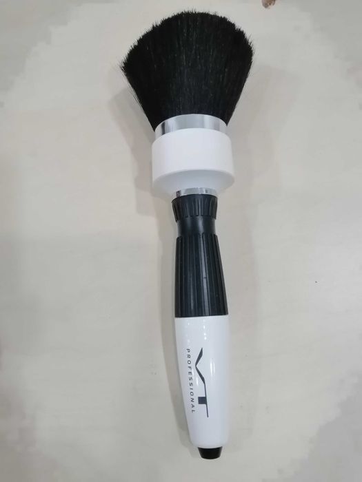 Щітка-змітка для волосся