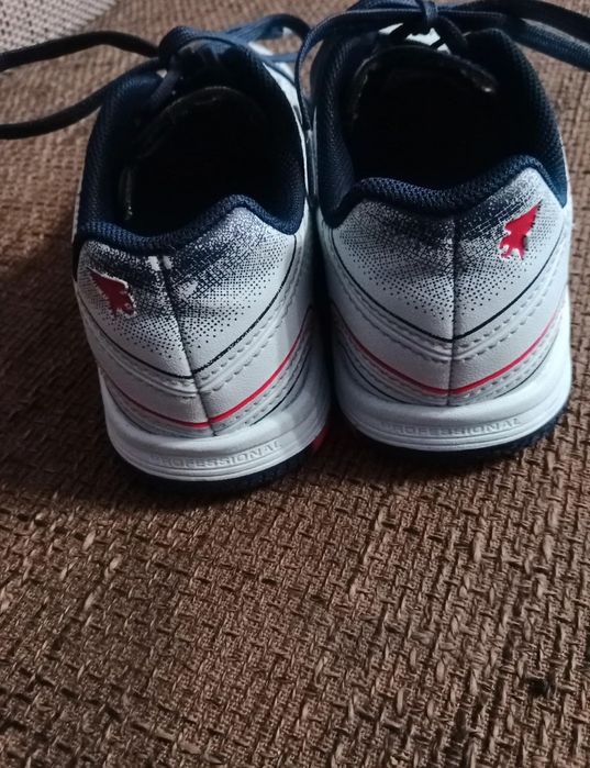 Buty halowe dziecięce JOMA TOLEDO JUNIOR 2505 Futsal roz. 34