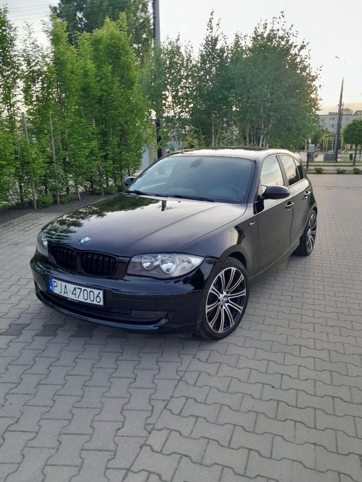 BMWE87  116d  2.0 diesel  116 koni,niski przebieg 163000km.Klimatronik ,nawigacja 2 kluczyki