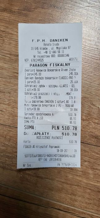 Zestaw do kickboxingu damski rękawice ochraniacze bandaże jak nowy