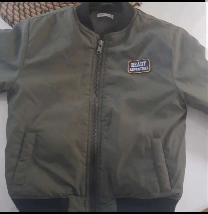 Sprzedam kurtke wiosenno - jesienna 104 cm