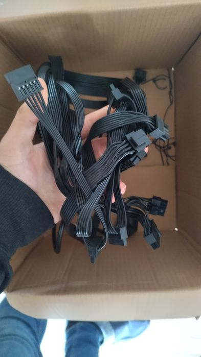 Fonte P750GM gigabyte