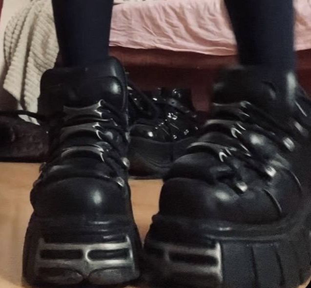 New rock взуття, нью роки 37