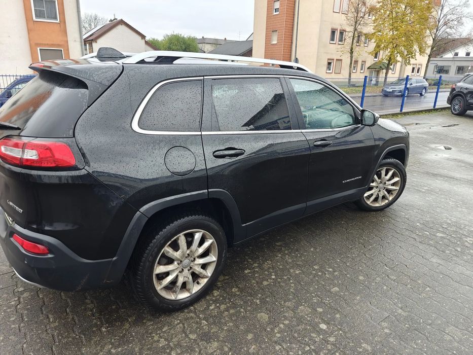 Jeep Cherokee Super opcja