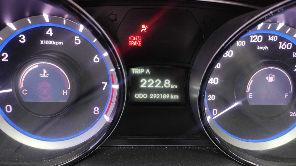 Продам Hyundai sonata YF 2.0 мех Г/Б