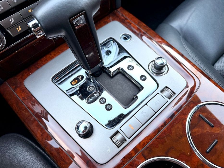 VW Phaeton (como novo)