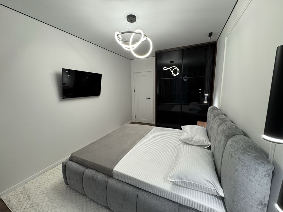 Продаж 2-х кімнатної сучасної квартири