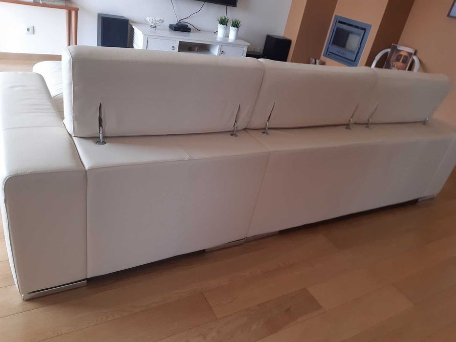 Sofá chaise-longue com poltronas extensíveis marca Chateau d'Ax