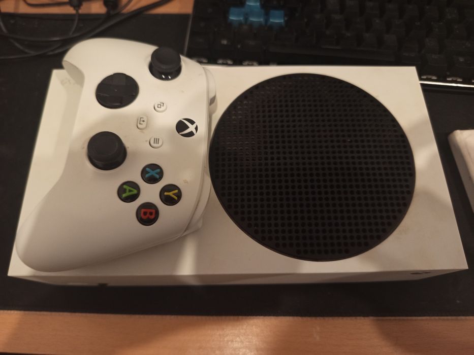 Xbox series s quase nova