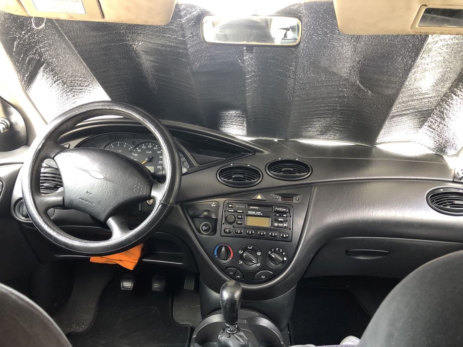 Vendo Ford Focus 1.4