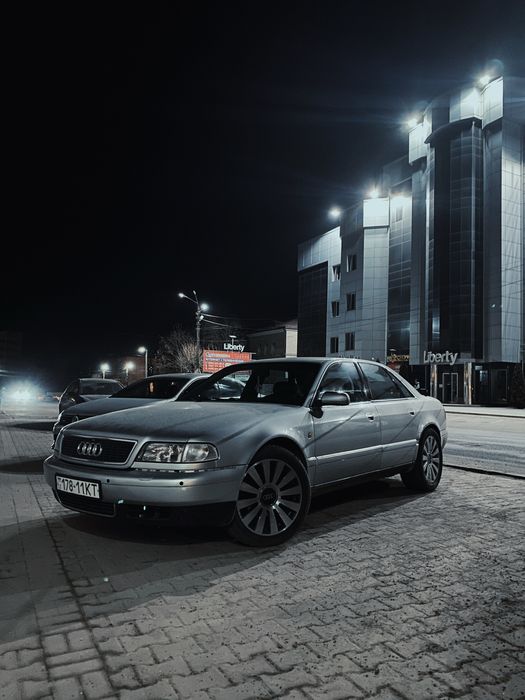 Ауді а8 д2 1998р