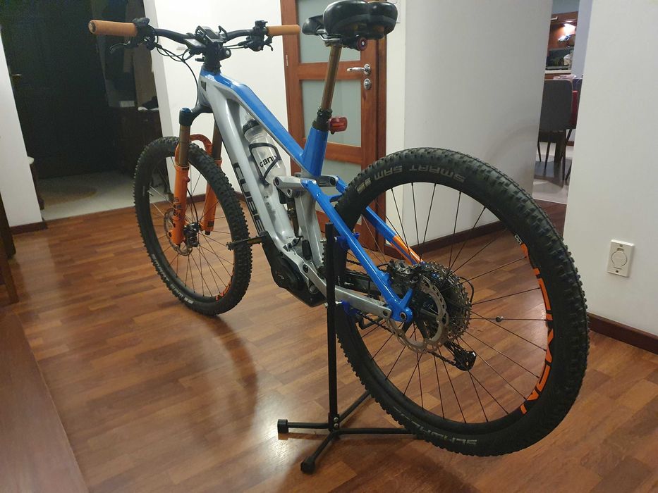 CUBE Stereo Hybrid 140 HPC ACTION TEAM 29 L 20 625