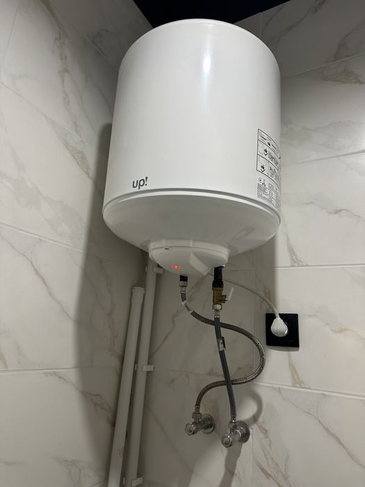 Розпродаж,барберскі крісла,дзеркала,холодильник, бойлер