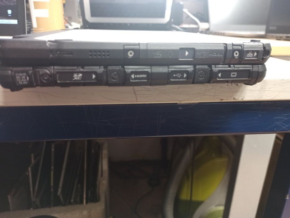 Extra Panasonic CF 20 WIN 11 2w1 i5 7 gen 2 bat rysi 8GB 256GB gw 24 miesiące