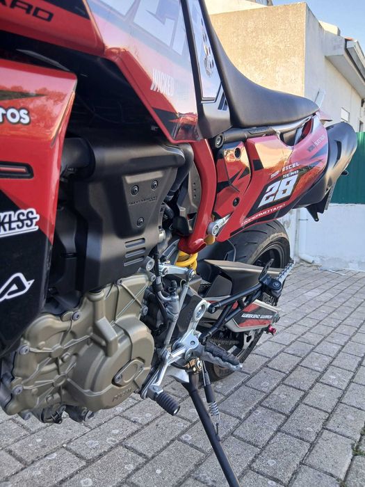 Ducati Hypermotard 698 Mono