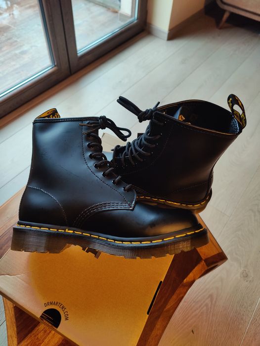 Dr. Martens Crazy Horse 8 Eye Boots Women