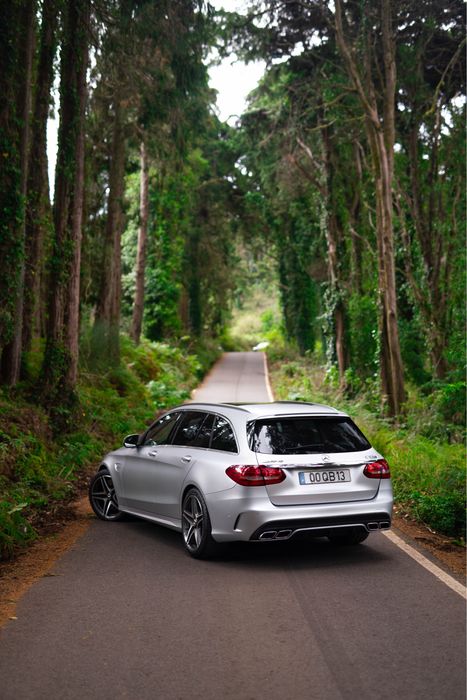 Mercedes C 63 AMG S foto 2