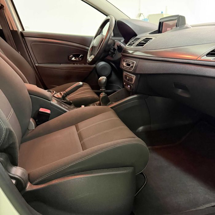 Renault Megane  1.5 dci ano 2014