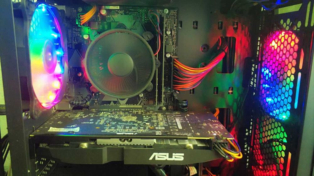 Перснальний комп'ютер I3 8100, Ram 16 ГБ, Rx580