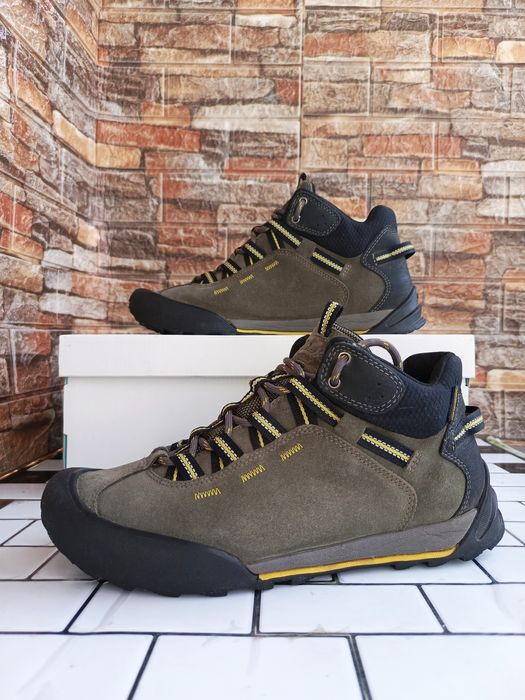 Черевики Clarks waterproof (41р.26.5 см)