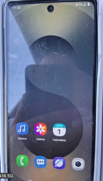 Telemóvel novo S25