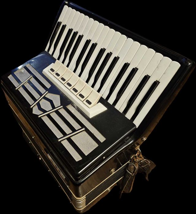 Akordeon flis 80