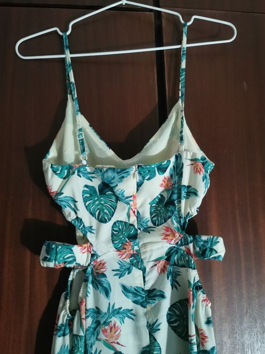 Vestido floral bershka