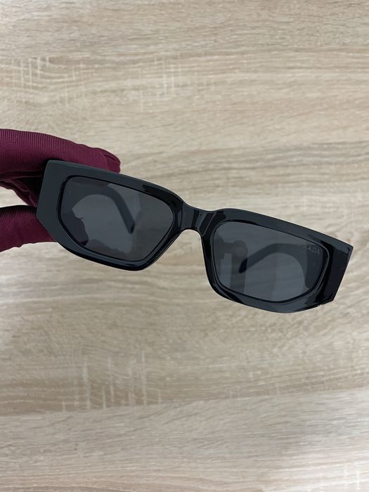 Окуляри Prada 2026